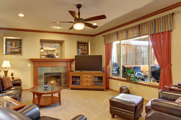 image of ceiling fan depicting ceiling fan direction in winter