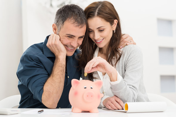 image of a homeowner saving money due to energy efficient air conditioner