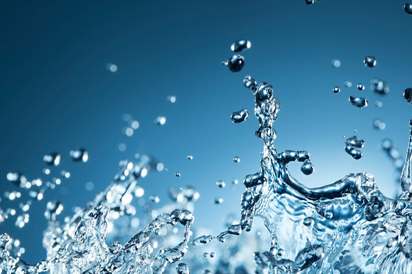 image of water depicting oil tank condensation